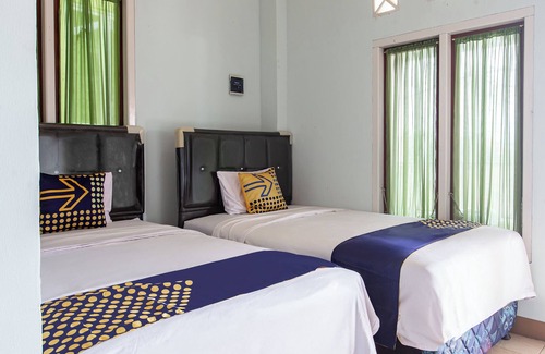 Prabumulih Hotel | Delta Bnb Residence: Family-Friendly Stay with Breakfast