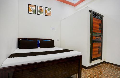 Handia Apartment | SPOT ON Ajay Hotel Phulpur Railway station