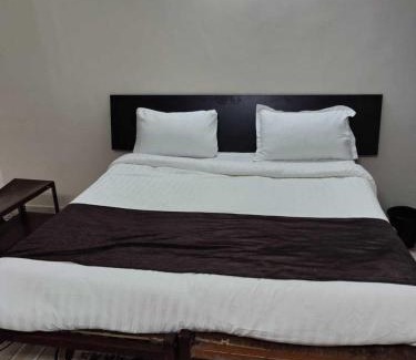 Umred Hotel | Budget-Friendly Stay at SPOT ON Hotel Pm with Child Amenities