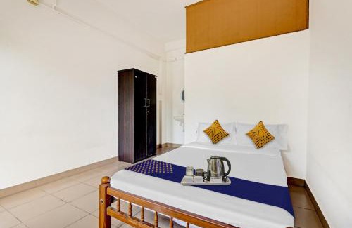 Nashik Hotel | Budget-Friendly Stay at SPOT ON Jayesh Guest House