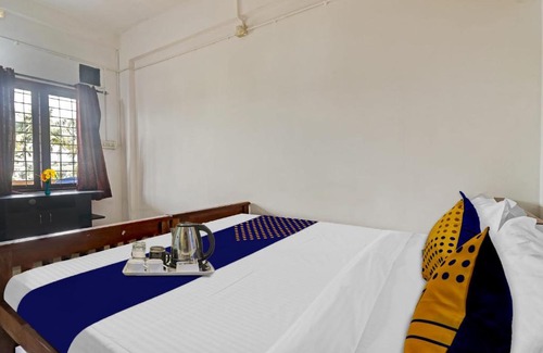 Nashik Hotel | Budget-Friendly Stay at SPOT ON Jayesh Guest House