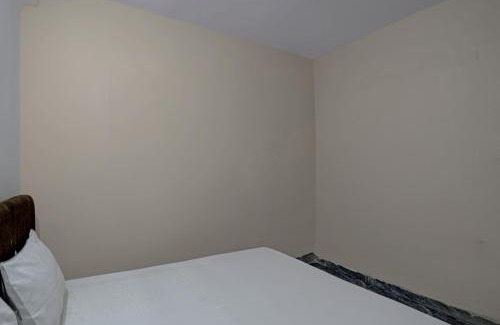 Rau Hotel | Budget-Friendly Stay at SPOT ON Sahaj 21 Hotel