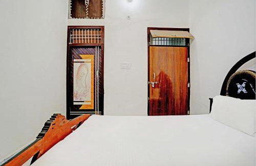 Etah Hotel | Budget-Friendly Sweet Suite for Families and Kids