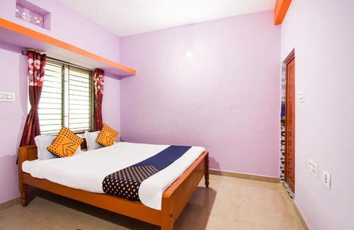 Patia Hotel | Budget-Friendly Stay at The Royal Town with Breakfast Included