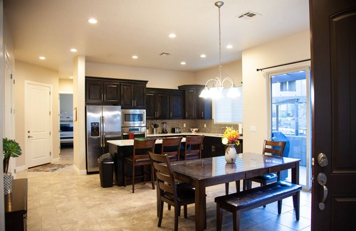 Washington House | Immaculate Coral Ridge Home with Pool & Ocean Views