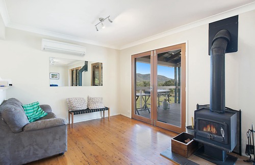 Broke House | Serene Valley Views with Sunsets and Wine Await You
