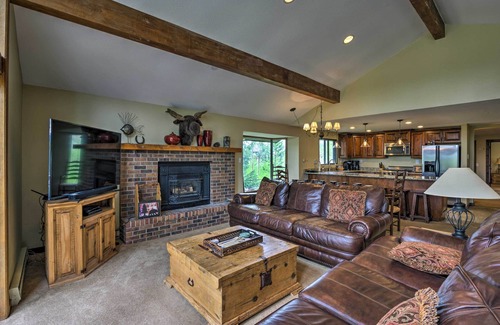 Fraser Cabin | Inviting Fraser Cabin with Private Hot Tub & Scenic Deck