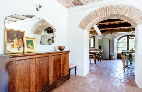 Monterubbiano House | Idyllic Italian Villa with Pool Near Adriatic Sea, 10/10 Rated