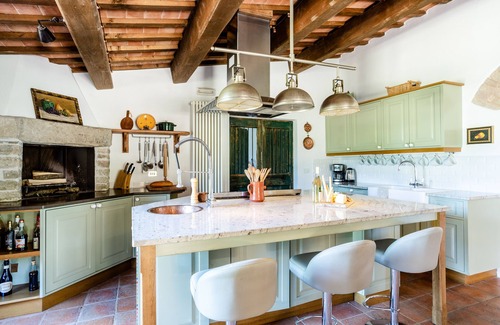 Monterubbiano House | Idyllic Italian Villa with Pool Near Adriatic Sea, 10/10 Rated