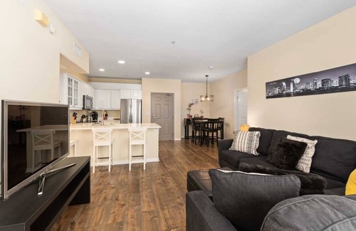 Downtown San Diego Condo | Inviting Little Italy Getaway with Pool and Spa Amenities