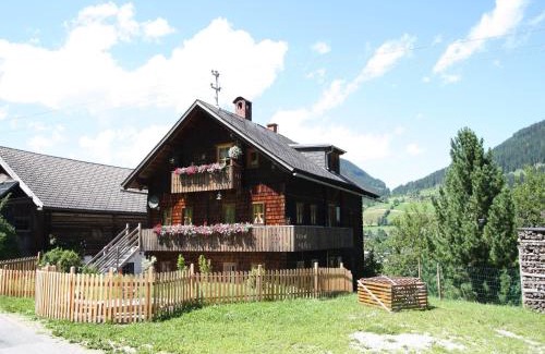 Eben im Pongau House | Elegant Mansion Near Ski Area in Salzburg - Pet Friendly