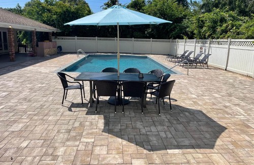 Shinnecock Hills House | Elegant Southampton Home with Pool & Jacuzzi Near Beaches