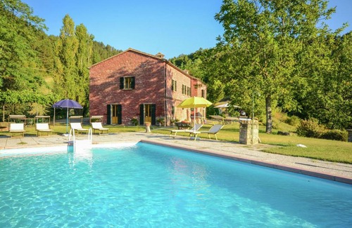 Tredozio Villa | Scenic Villa with Panoramic Views in Emilia-Romagna
