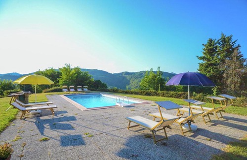 Tredozio Villa | Scenic Villa with Panoramic Views in Emilia-Romagna