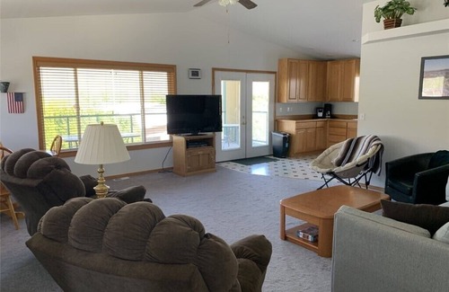Sunland Estates House | Relax in Comfort at Beautiful Sunland Estates - Rated 10/10