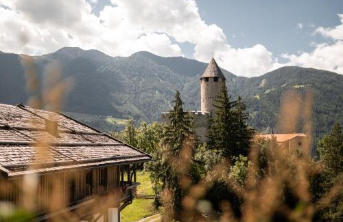 Campo di Trens Apartment | Exceptional Stay at Sprechenstein with Breakfast Included
