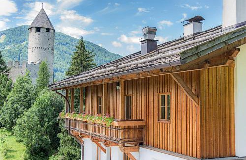 Campo di Trens Apartment | Exceptional Stay at Sprechenstein with Breakfast Included
