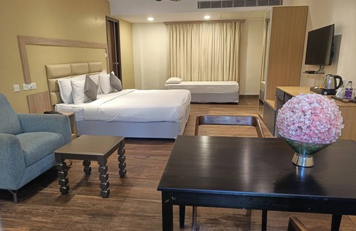 Tuni Hotel | Discover Spree One Resort and Convention in Annavaram