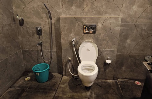 Tuni Hotel | Discover Spree One Resort and Convention in Annavaram