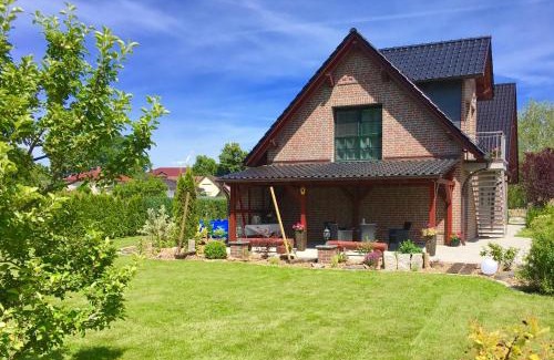 Radensdorf Apartment | Child-Friendly Retreat at Spreewäldchen - 4-Star Delight