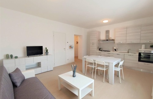 Mergozzo Apartment | Cozy Spring Apartment in Mergozzo - Pet Friendly & Family-Ready