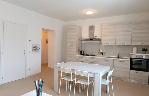 Mergozzo Apartment | Cozy Spring Apartment in Mergozzo - Pet Friendly & Family-Ready