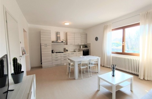 Mergozzo Apartment | Cozy Spring Apartment in Mergozzo - Pet Friendly & Family-Ready