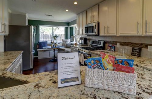 Spring Branch Central House | Spring Branch Haven - Cozy 3BR Oasis Pet Friendly