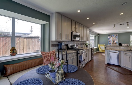 Spring Branch Central House | Discover Spring Branch Haven: 3BR Oasis with Spa & Pets!