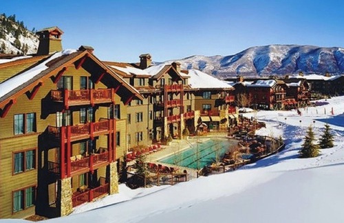 Aspen Condo | Unforgettable Christmas at Ritz Carlton Aspen Highlands