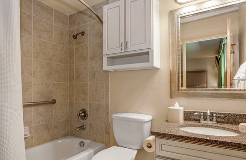 Highland Meadows Condo | Spring break isn't over! Come Sun-Wed, get 10% off. Must stay 3+ nights, valid March & April!