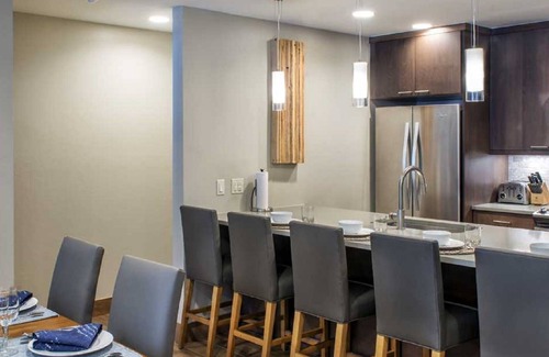 Peak 8 Resort | Unmatched Ski-in, Ski-out Resort in Breckenridge - 10/10 Rated