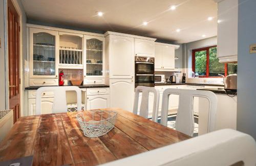 Colchester House | Experience Spring Close: 4-Star Stay with Perfect Ratings