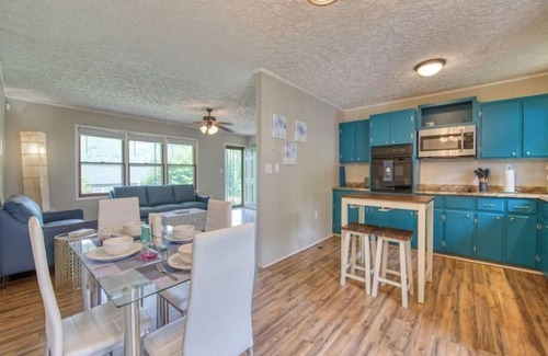 Waynesville House | Charming Country Retreat with Mountain Views & Creekside Access