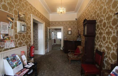 Gosport House | Cozy Spring Garden Guest House with Ocean View & Breakfast