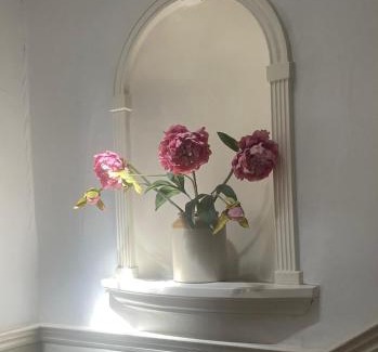 Egloshayle Bed & Breakfast | Spring Gardens B&B: Family-Friendly Retreat with Dining