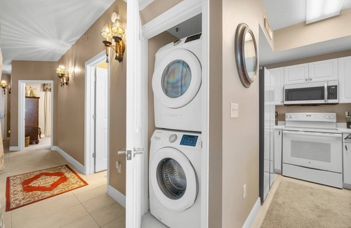 Miramar Beach Condo | Experience Tommy Bahama: Free Beach Service & Ocean Views