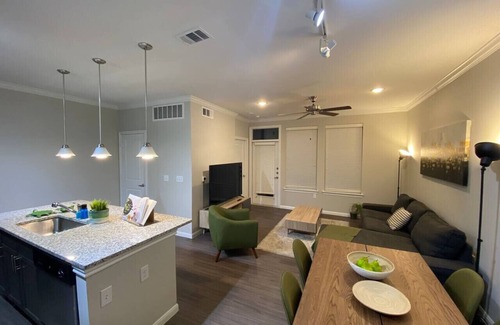 Spring Apartment | Spring Modern Long term Patio King Bed