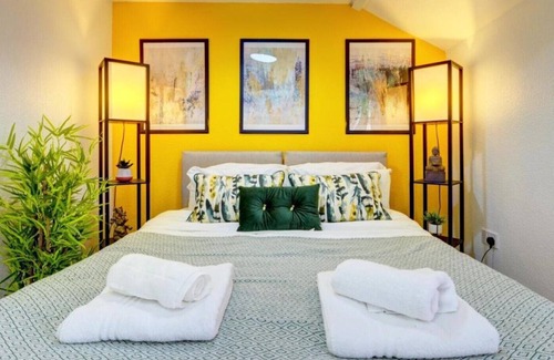 Weston on Trent Apartment | Idyllic Spring Nest Coventry - Family-Friendly 3 Bedroom Escape