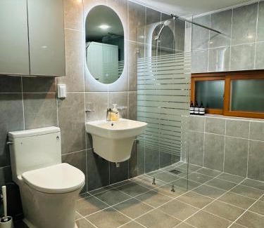 Mapo Villa | Spring of Mapo 201, 5 minutes on foot from Hongik University Station
