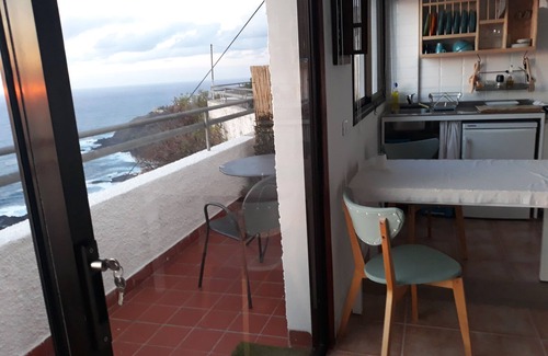 Tacoronte Apartment | Spring Offer: Cozy Studio with Ocean View and Spa