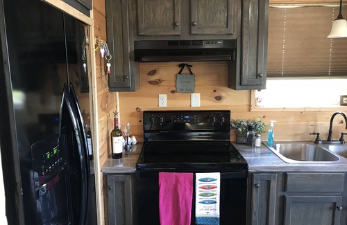 Hardy House | Explore Spring River Area: Custom-Built Lake House Retreat