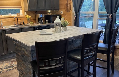 Hardy House | Explore Spring River Area: Custom-Built Lake House Retreat