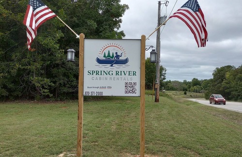 Mammoth Spring RV Rental | Budget-Friendly Spring River Camping with Breakfast Included