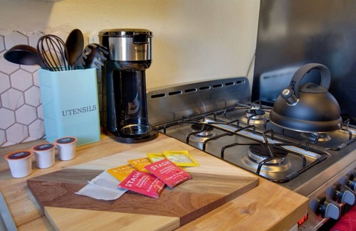 Iron Horse Historic District Apartment | Convenient Downtown Retreat with Parking & Netflix Access