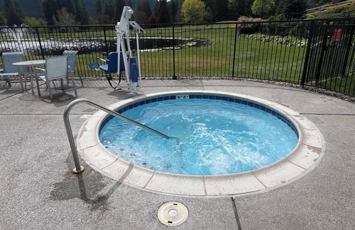 Downtown Leavenworth Condo | Unforgettable Summer Getaway in Leavenworth Condo