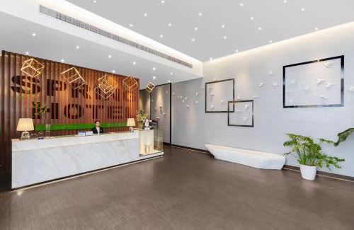 Tianhe Hotel | Budget-Friendly Spring Time Hotel with Hot Tub & Breakfast