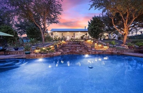 Spicewood House | Explore Rustic Legacy Ranch: 10/10 Rated Oasis in Texas