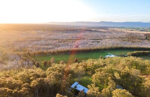 Shoalhaven City Council House | Relaxing Retreat at Springbank House with Pool & Hot Tub