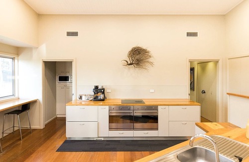 Shoalhaven City Council House | Springbank House with Ocean View & Private Pool Awaits